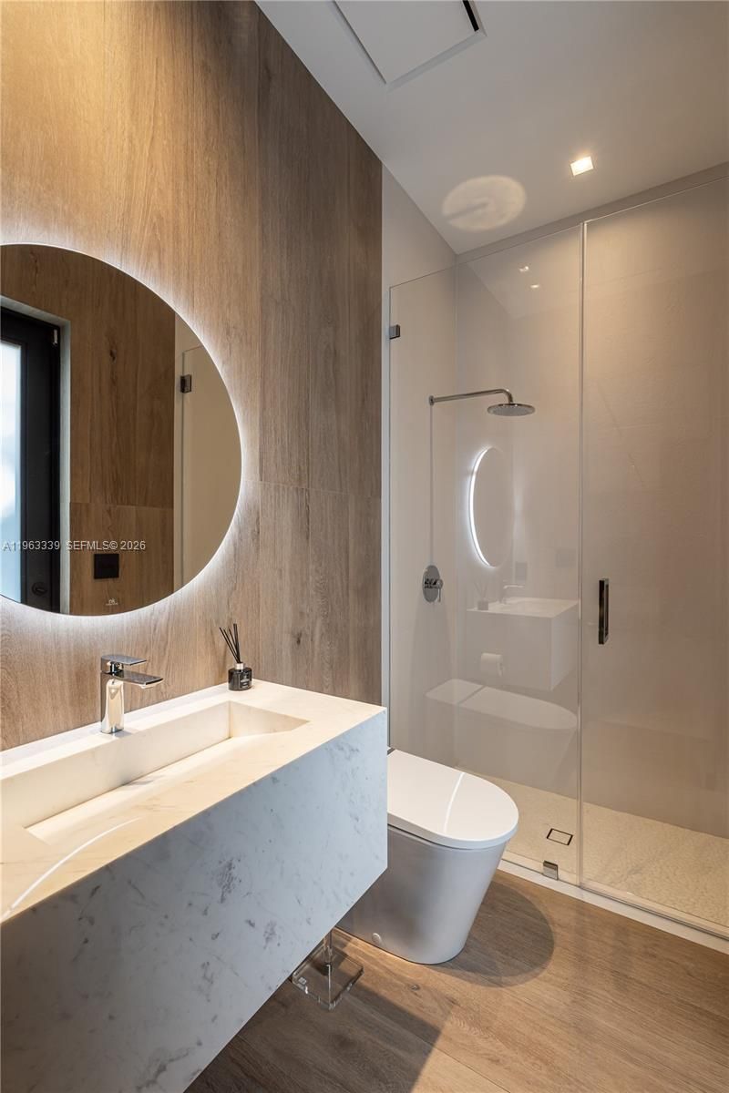 10540 NW 67th Ter , Doral, FL 33178 Photo