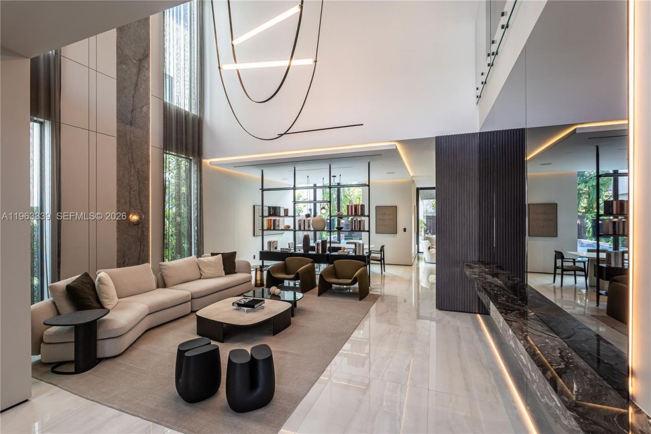 10540 NW 67th Ter , Doral, FL 33178 Photo