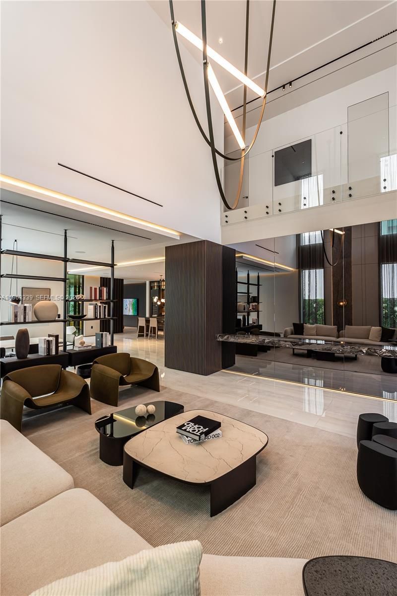 10540 NW 67th Ter , Doral, FL 33178 Photo