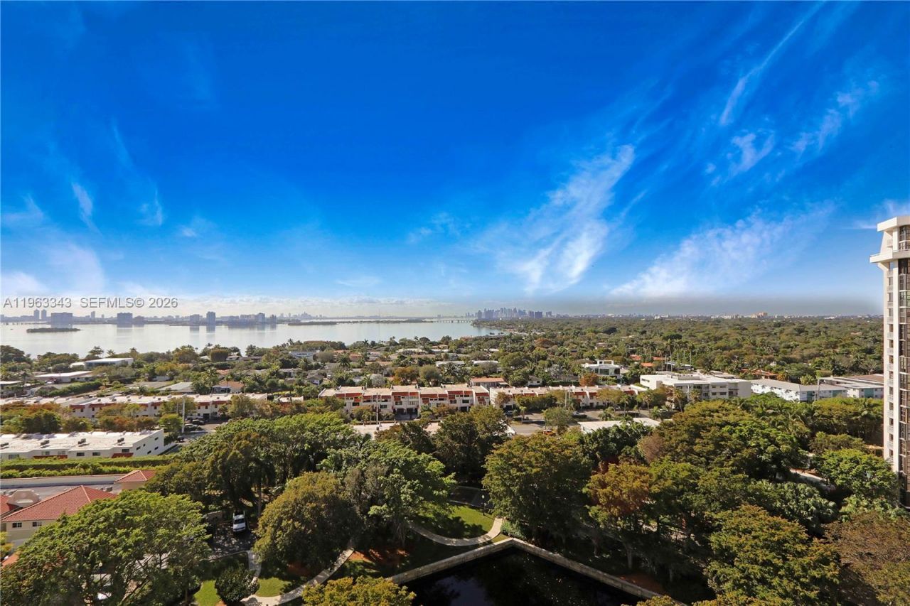 1000 Quayside Ter, Unit 1608, Miami, FL 33138 Photo