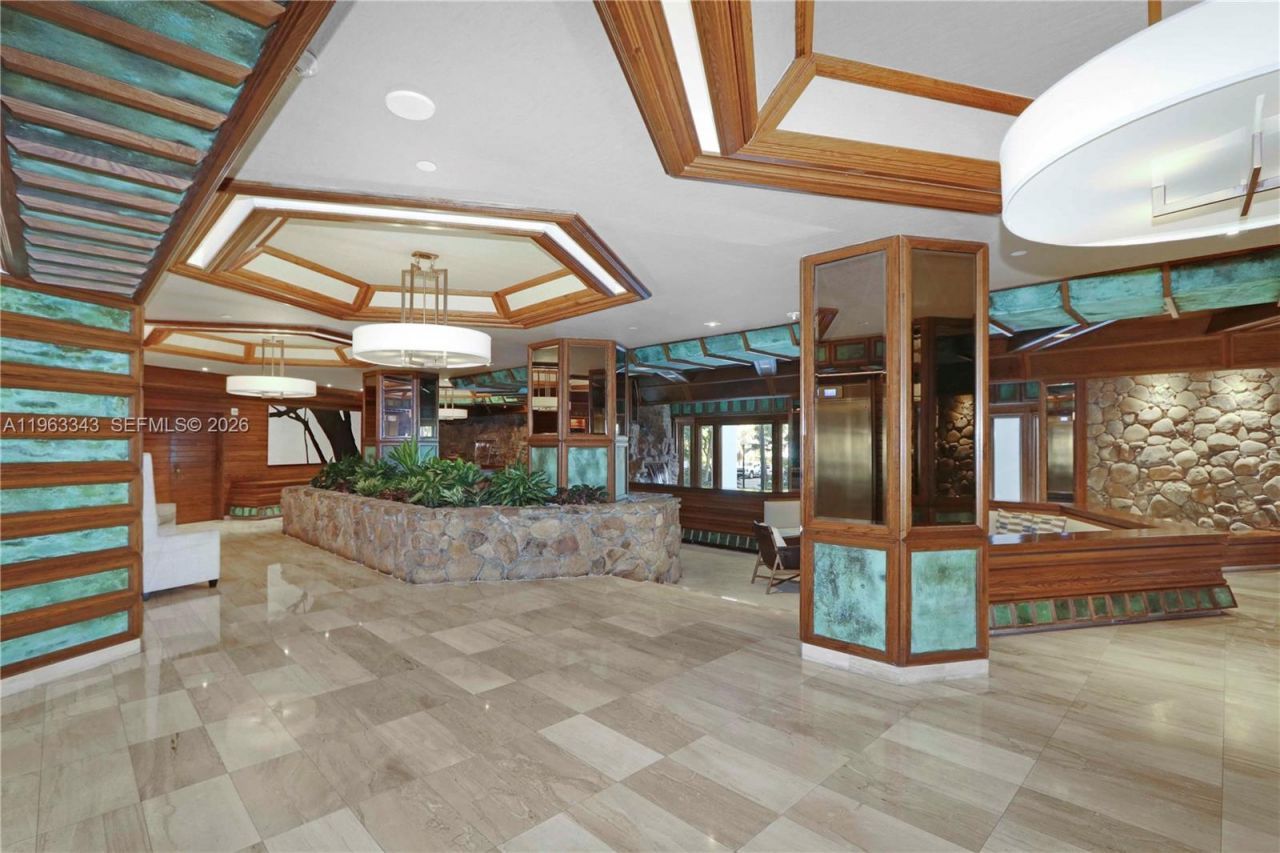 1000 Quayside Ter, Unit 1608, Miami, FL 33138 Photo