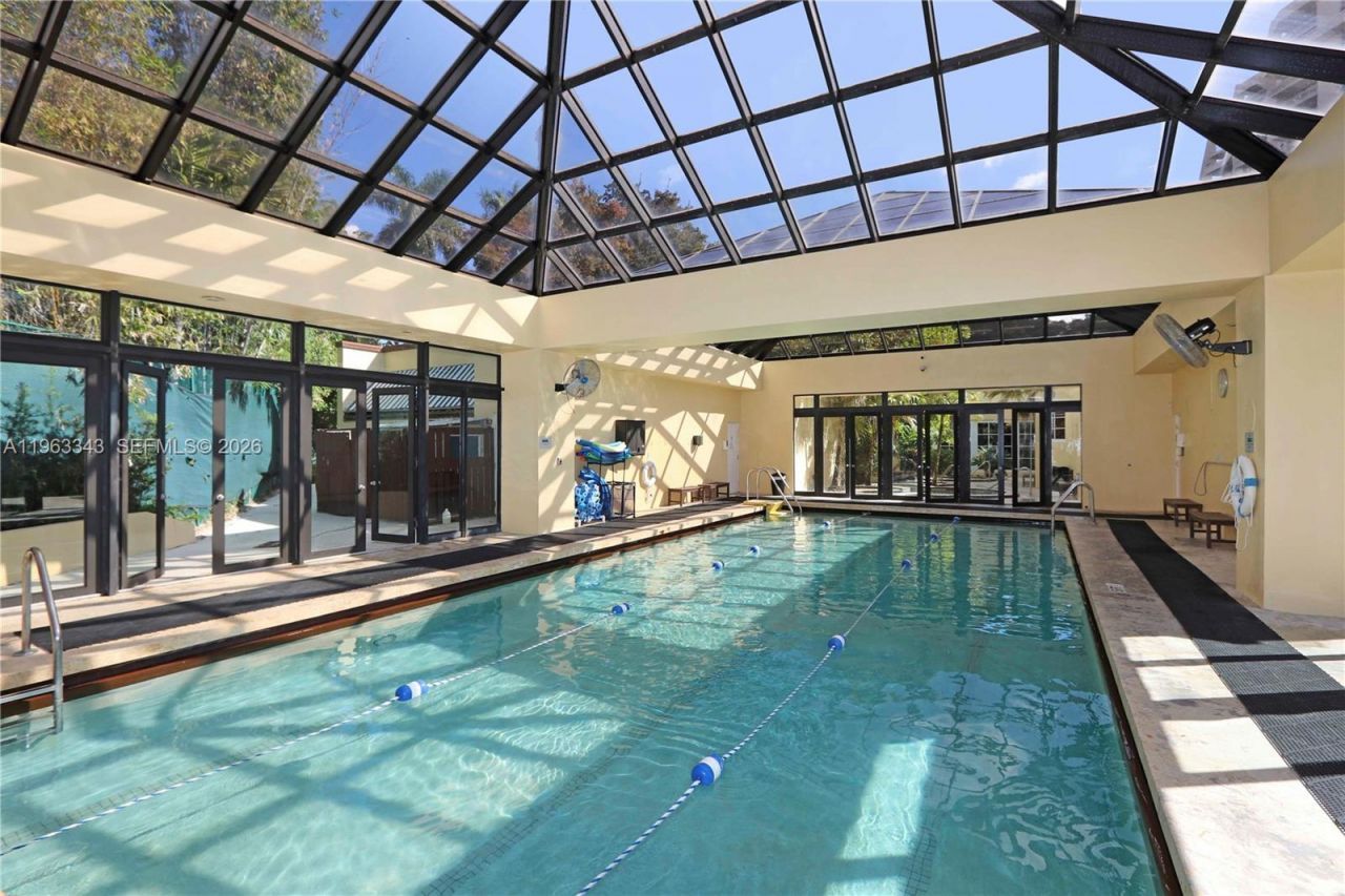 1000 Quayside Ter, Unit 1608, Miami, FL 33138 Photo