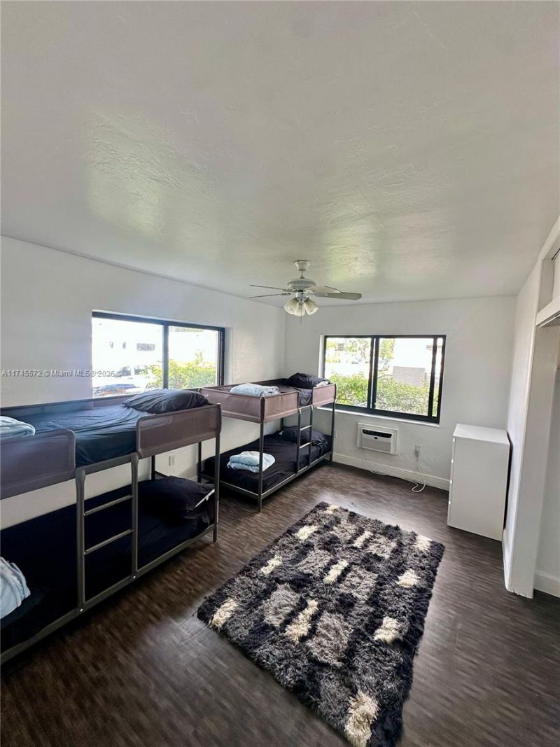 7035 Rue Granville, Miami Beach, FL 33141 Photo