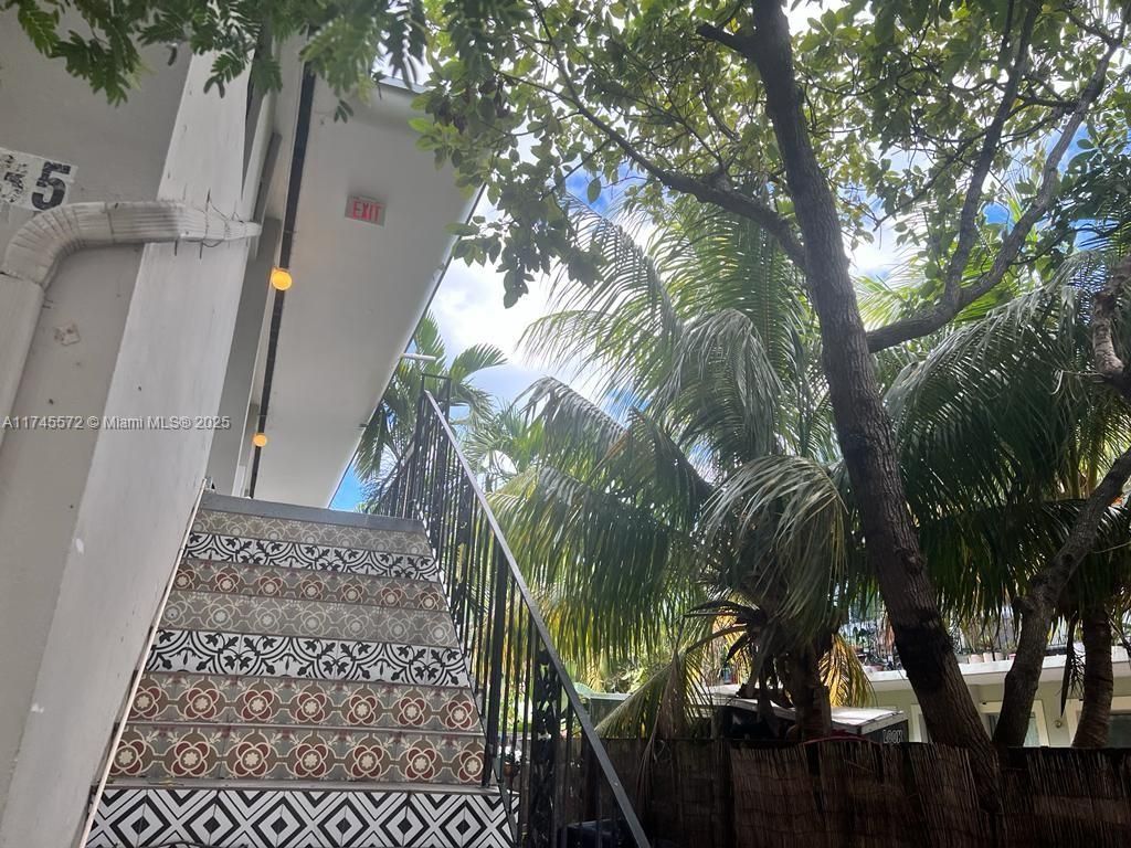 7035 Rue Granville, Miami Beach, FL 33141 Photo