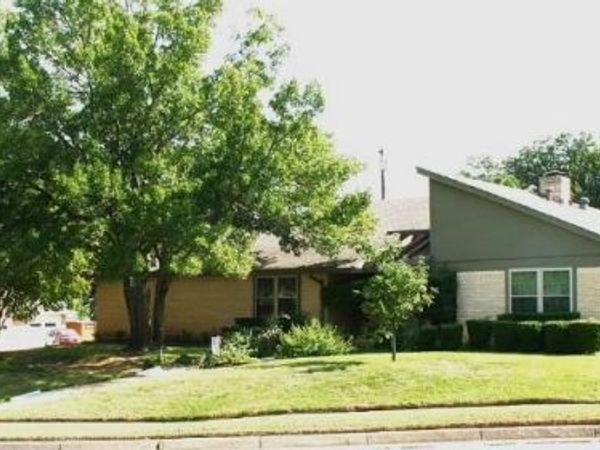 603 Bent Tree Court, Euless, TX 76039