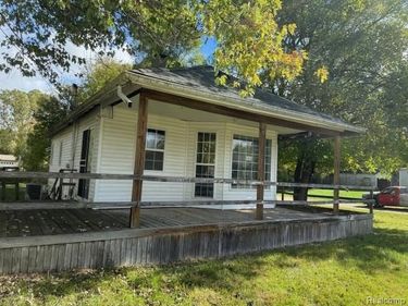 1207 Kettering Street, Burton, MI 48509