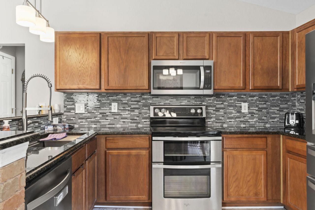 3058 Hollybrooke Dr.  Photo 13