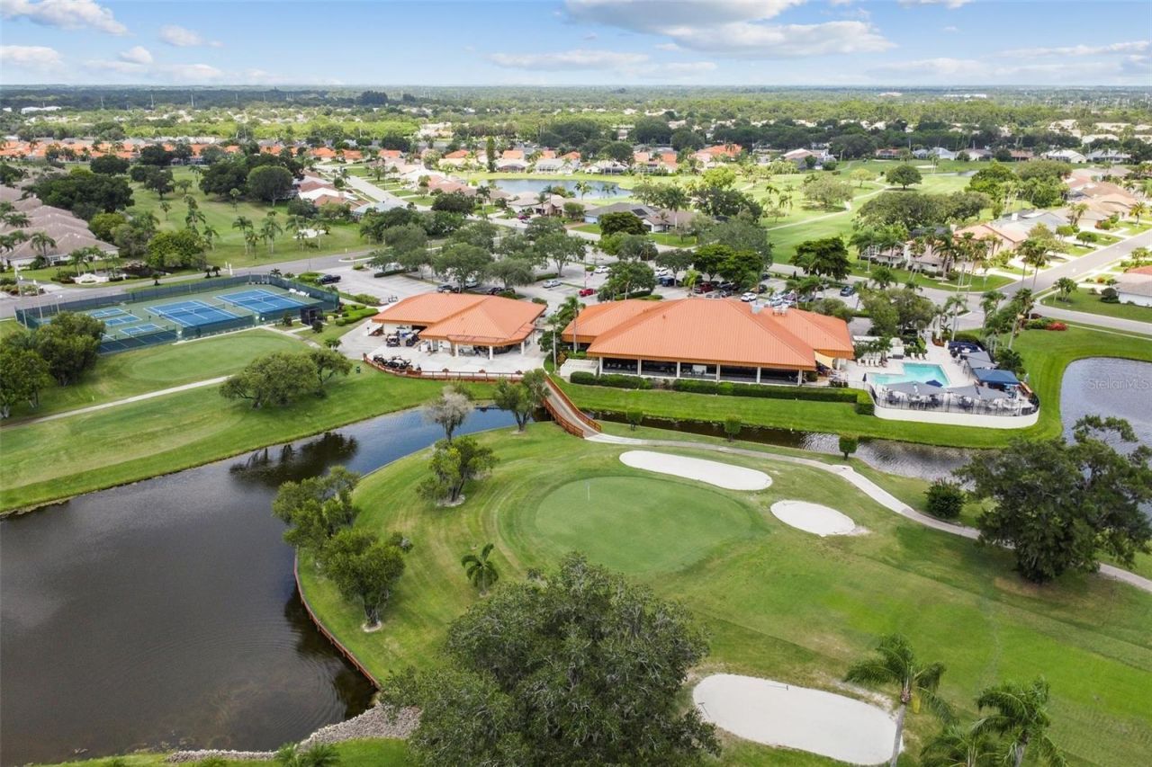 4327 Murfield Drive E, Bradenton, FL 34203 Photo