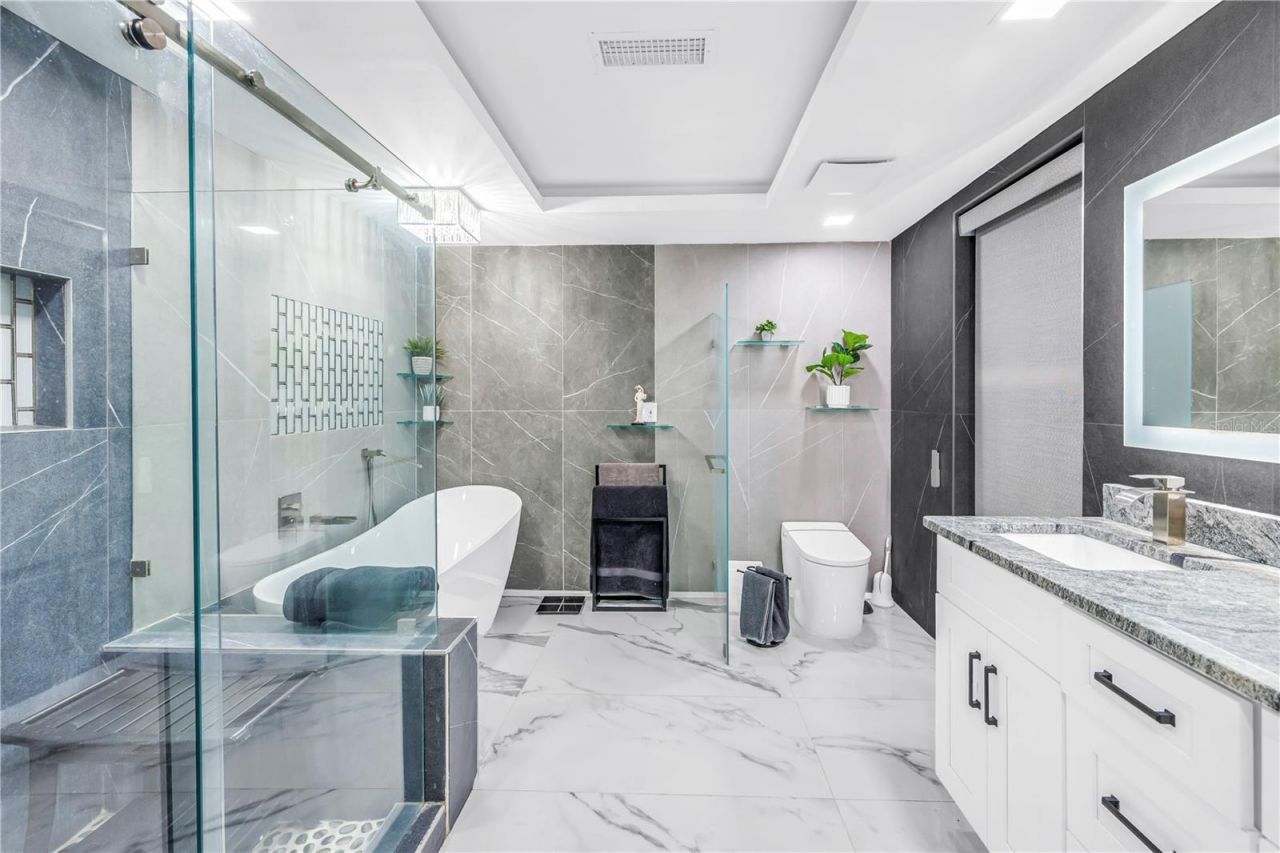 583 Crystal Drive, Madeira Beach, FL 33708 Photo