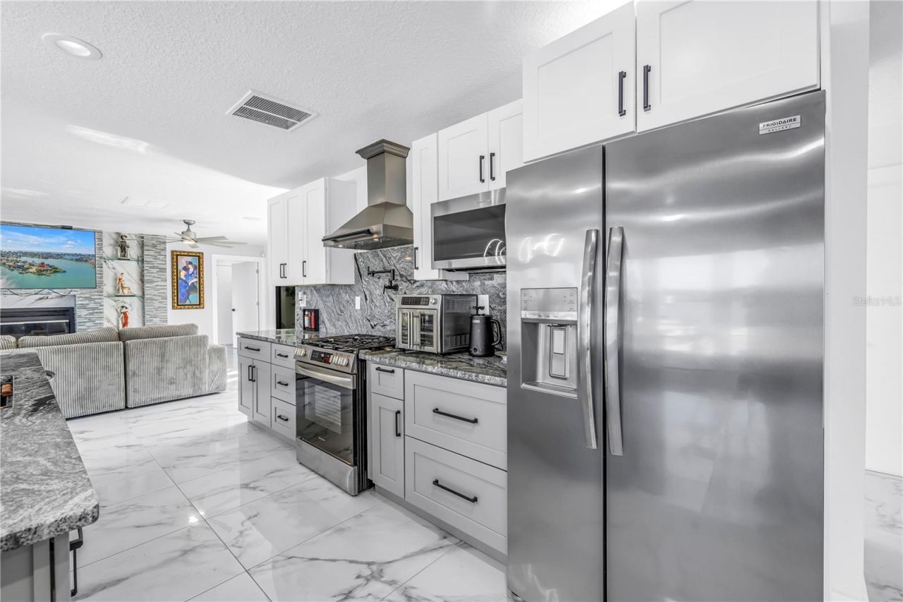 583 Crystal Drive, Madeira Beach, FL 33708 Photo