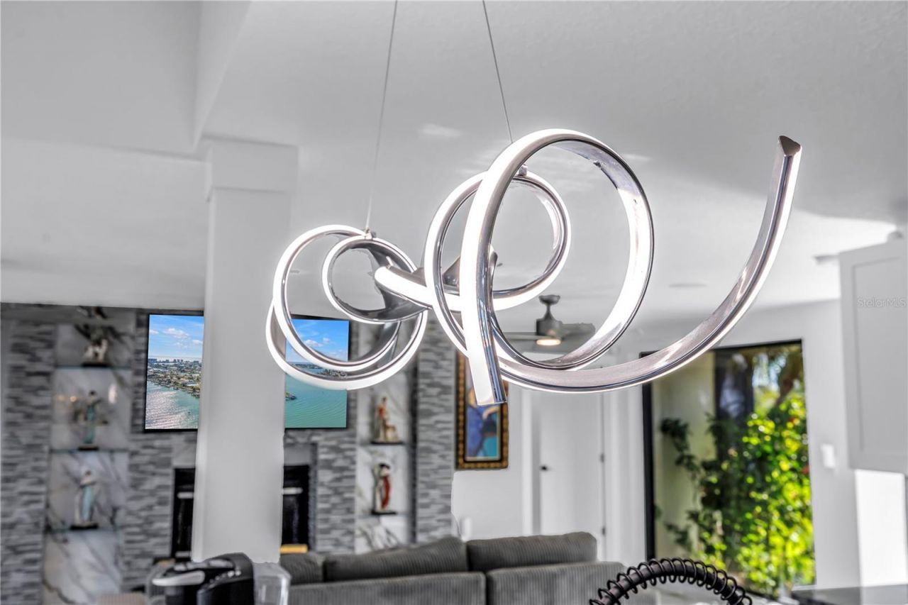 583 Crystal Drive, Madeira Beach, FL 33708 Photo