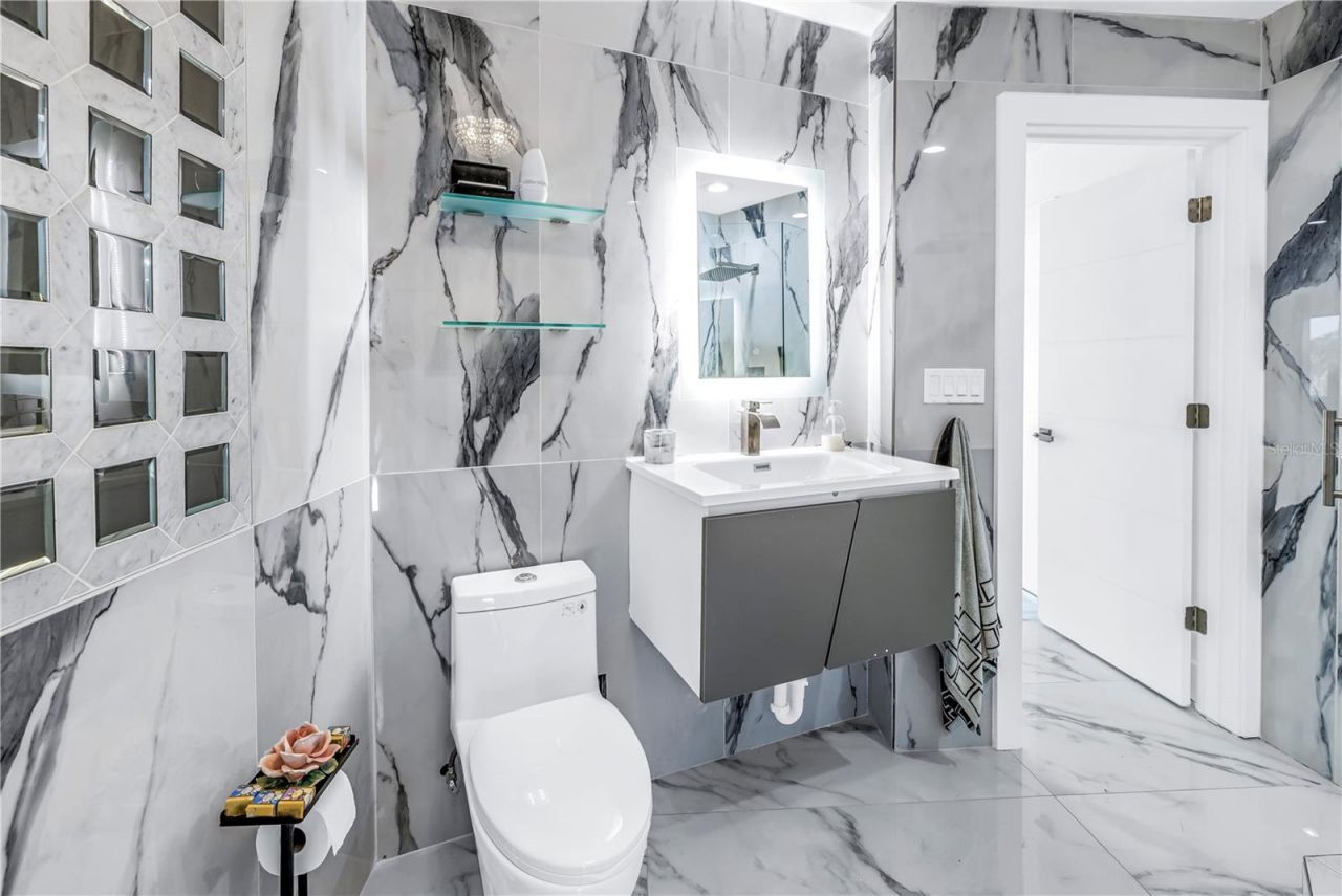 583 Crystal Drive, Madeira Beach, FL 33708 Photo