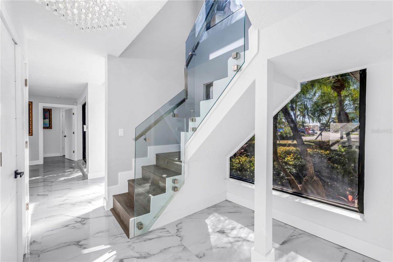 583 Crystal Drive, Madeira Beach, FL 33708 Photo