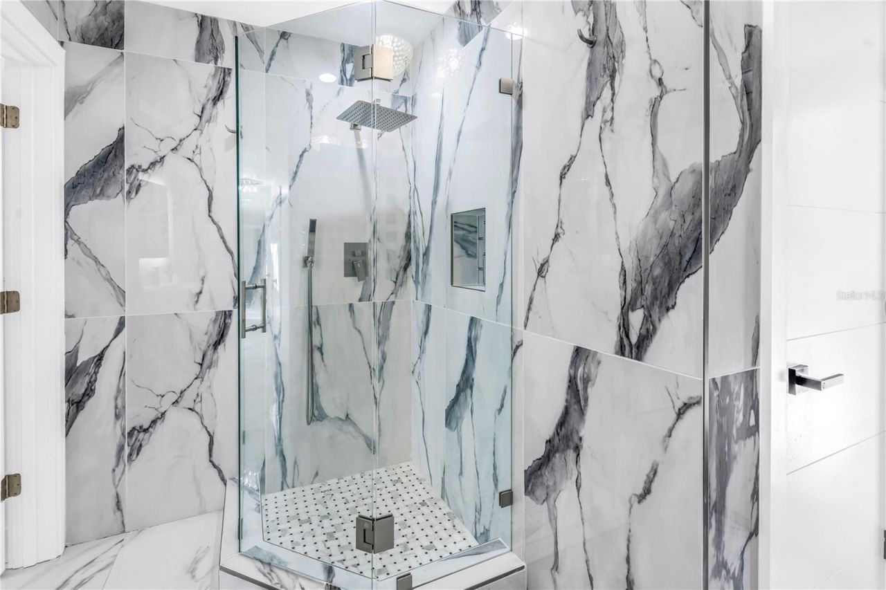 583 Crystal Drive, Madeira Beach, FL 33708 Photo