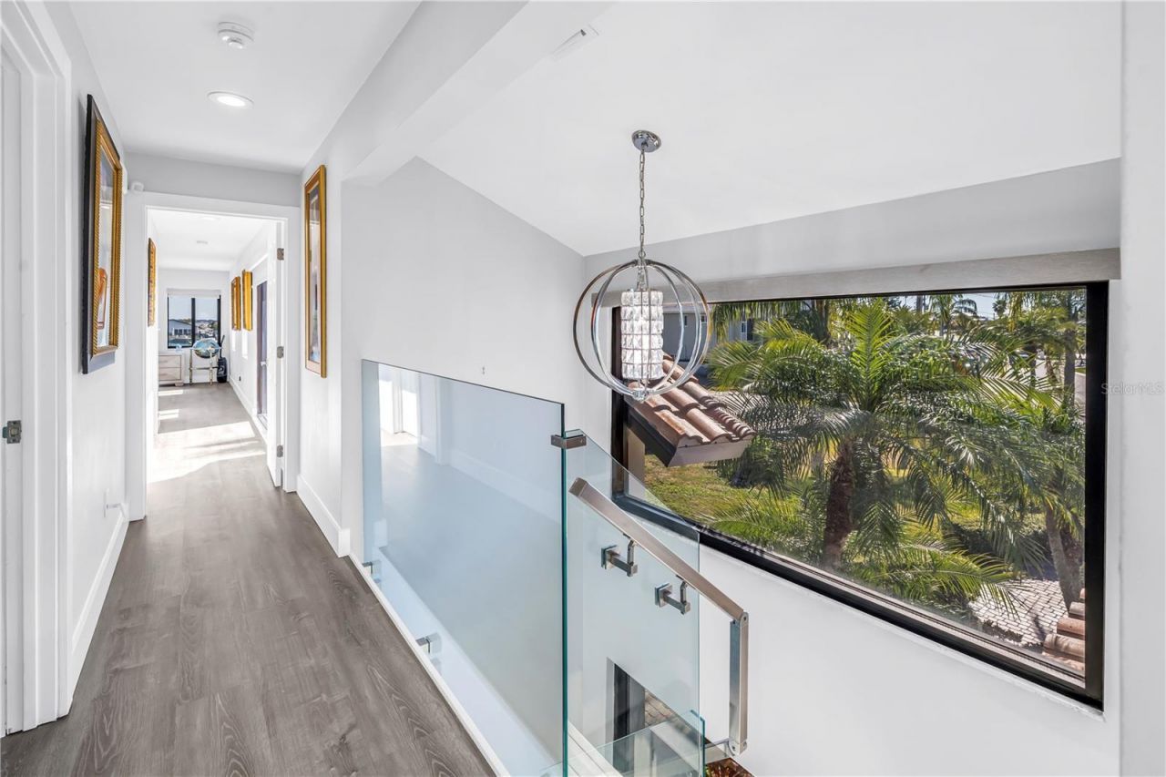 583 Crystal Drive, Madeira Beach, FL 33708 Photo