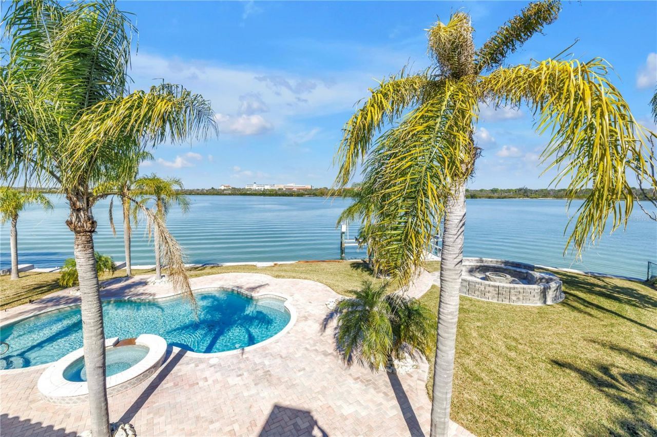 583 Crystal Drive, Madeira Beach, FL 33708 Photo