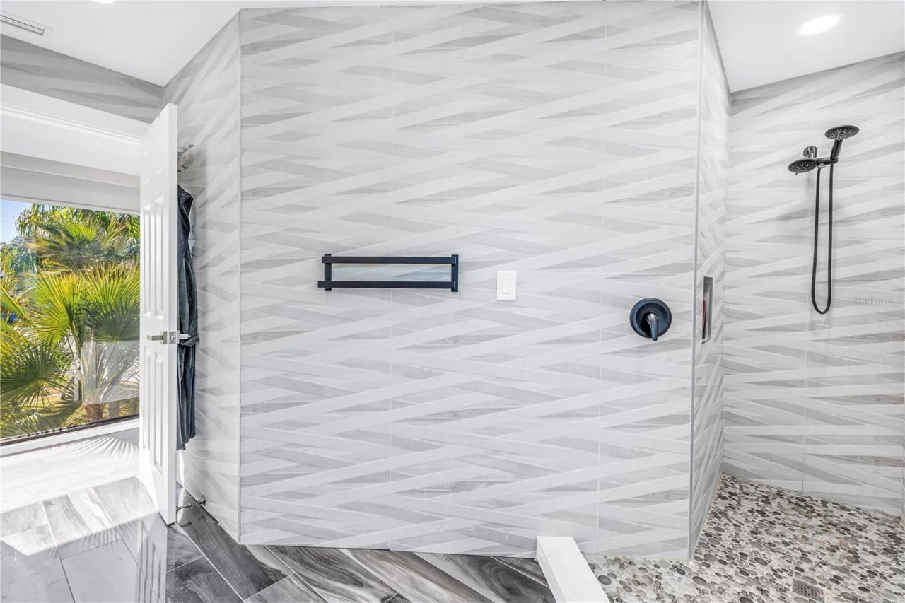 583 Crystal Drive, Madeira Beach, FL 33708 Photo