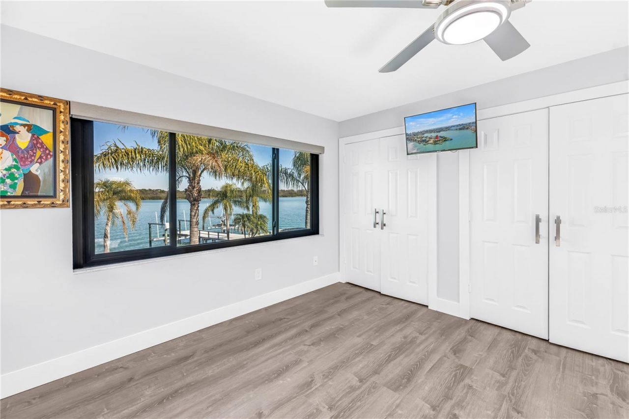 583 Crystal Drive, Madeira Beach, FL 33708 Photo