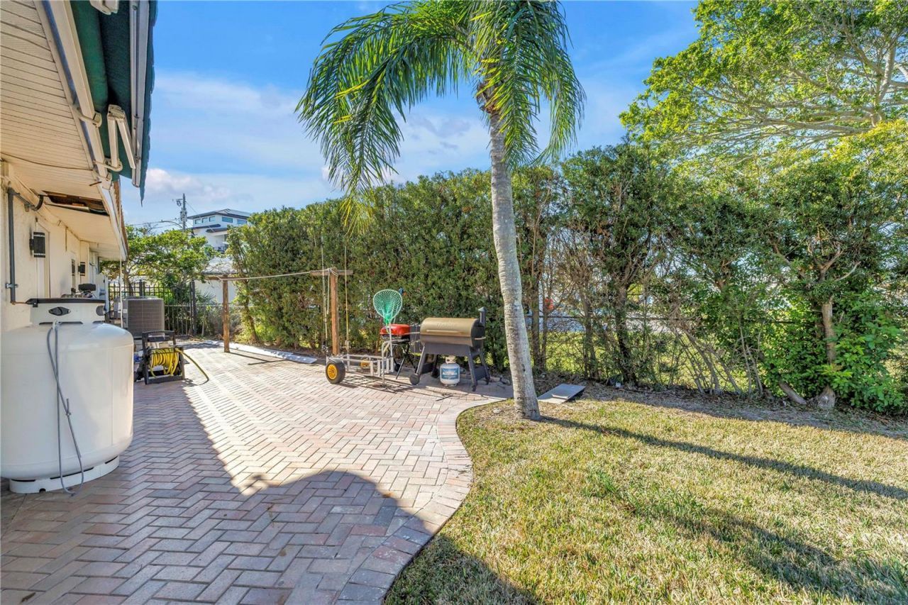 583 Crystal Drive, Madeira Beach, FL 33708 Photo