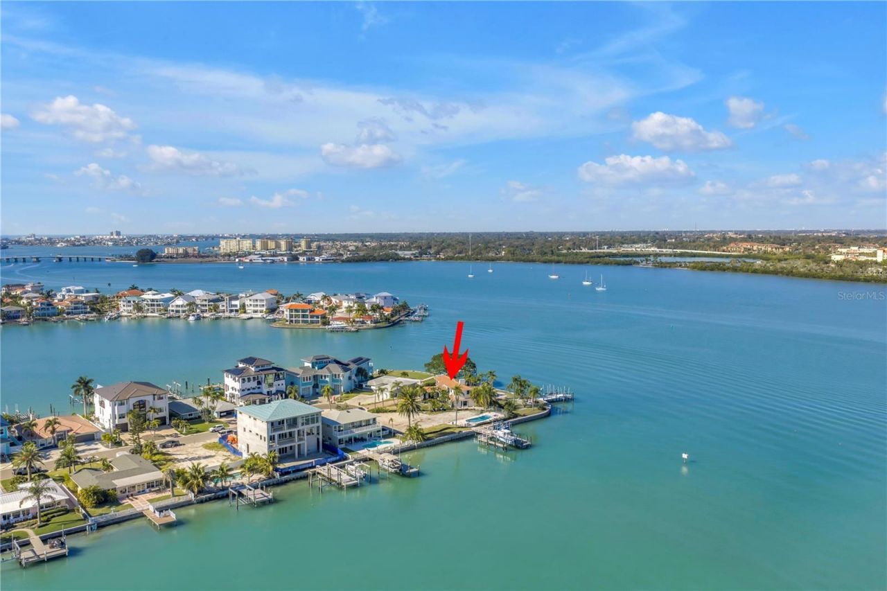 583 Crystal Drive, Madeira Beach, FL 33708 Photo