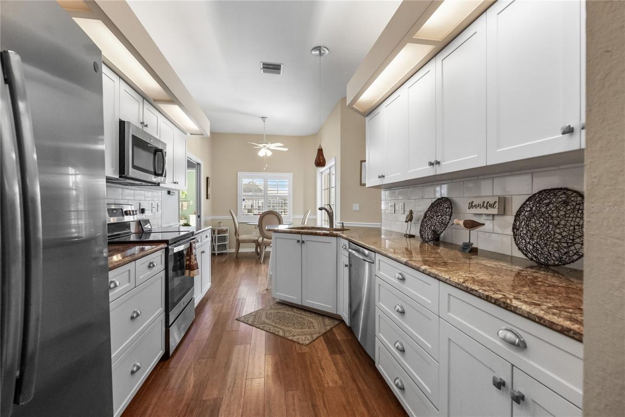 6955 Stetson Street Circle, Sarasota, FL 34243 Photo