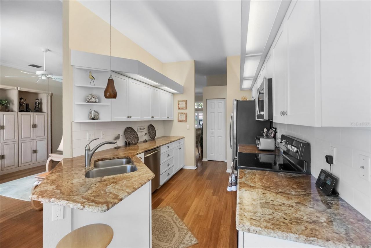 6955 Stetson Street Circle, Sarasota, FL 34243 Photo