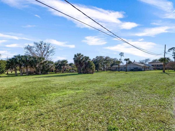 1009 Harbourview Cir, Pensacola, FL 32507