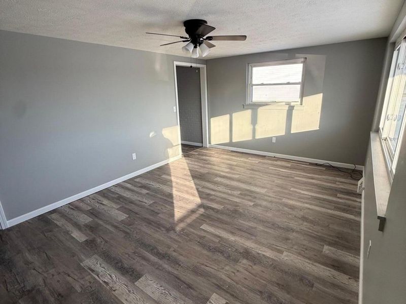 352 S Mcarthur Way, Greenfield, OH 45123 Photo 3