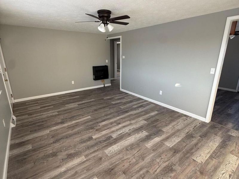 352 S Mcarthur Way, Greenfield, OH 45123 Photo 4