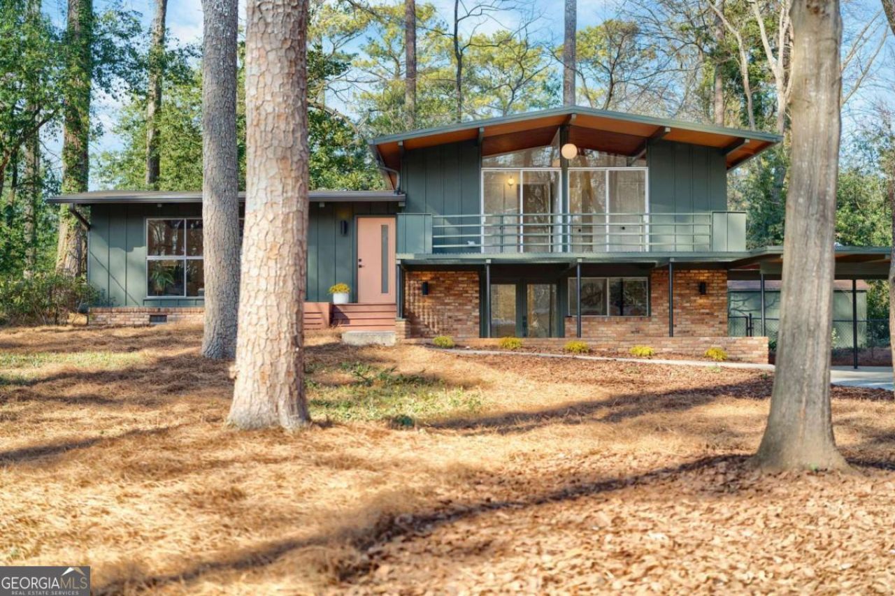 3652 Northlake Drive, Atlanta, GA 30340 Main Photo