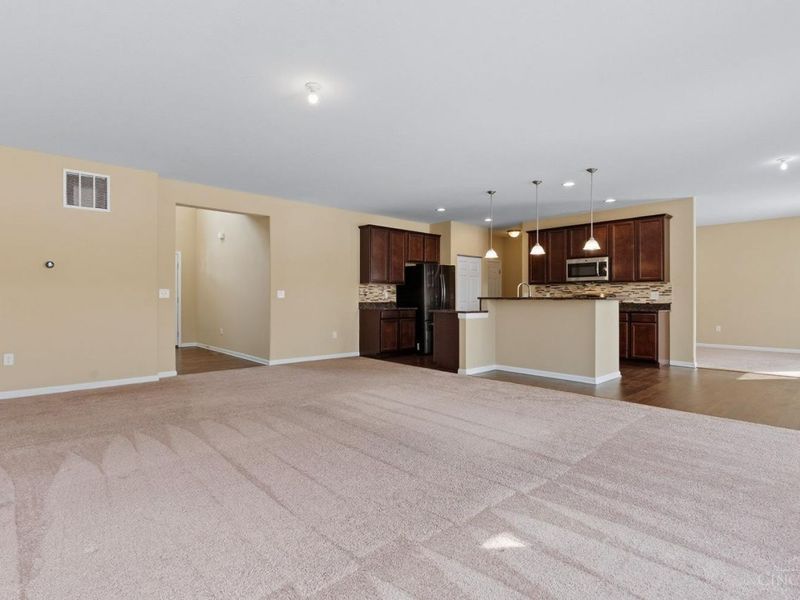 5039 Mary Louise Court, Morrow, OH 45152 Photo 8