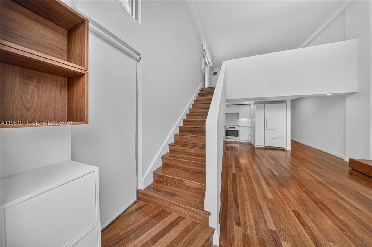 245 Michigan Ave, Unit LP-4, Miami Beach, FL 33139 Photo