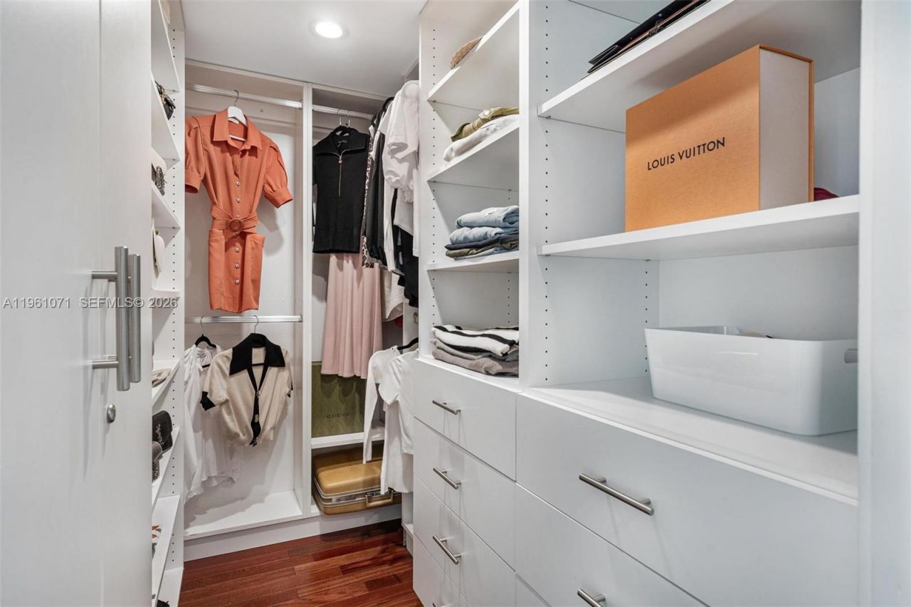 245 Michigan Ave, Unit LP-4, Miami Beach, FL 33139 Photo