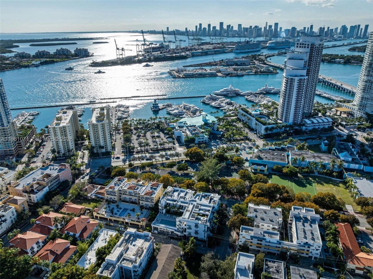 245 Michigan Ave, Unit LP-4, Miami Beach, FL 33139 Photo