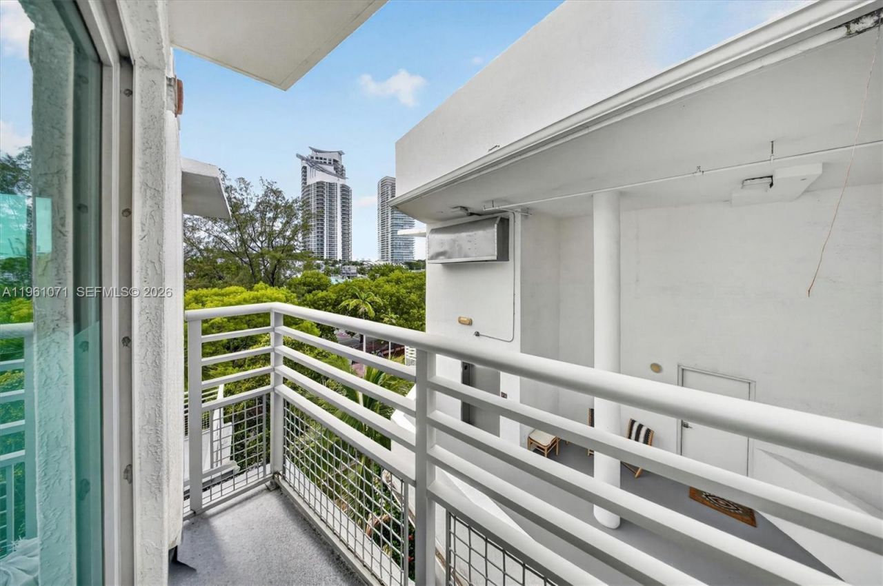 245 Michigan Ave, Unit LP-4, Miami Beach, FL 33139 Photo