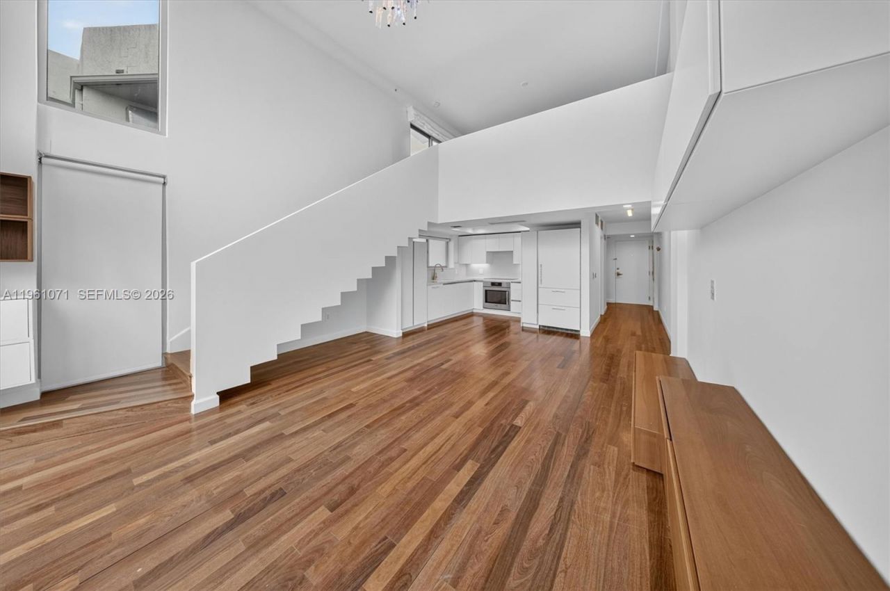 245 Michigan Ave, Unit LP-4, Miami Beach, FL 33139 Photo