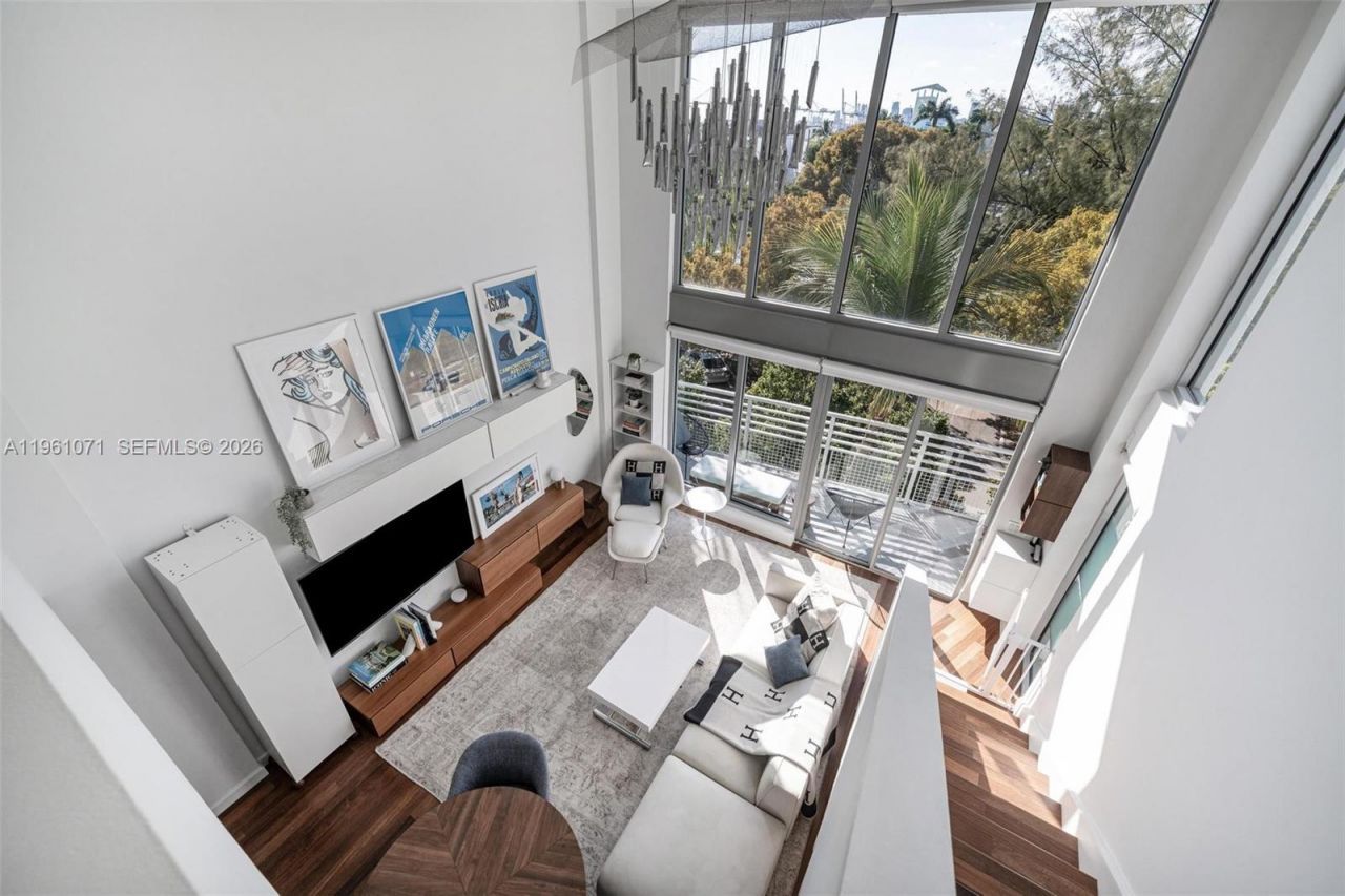 245 Michigan Ave, Unit LP-4, Miami Beach, FL 33139 Photo