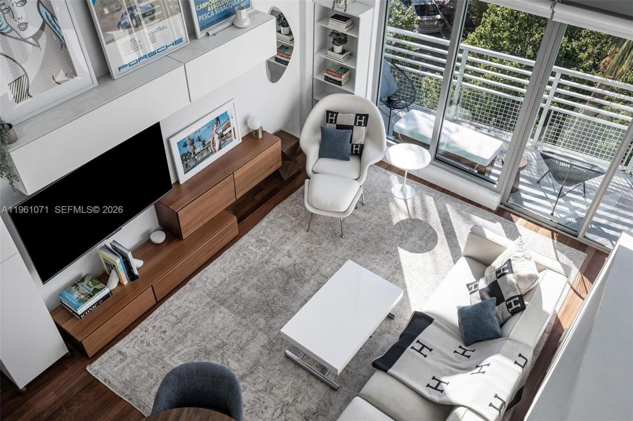 245 Michigan Ave, Unit LP-4, Miami Beach, FL 33139 Photo