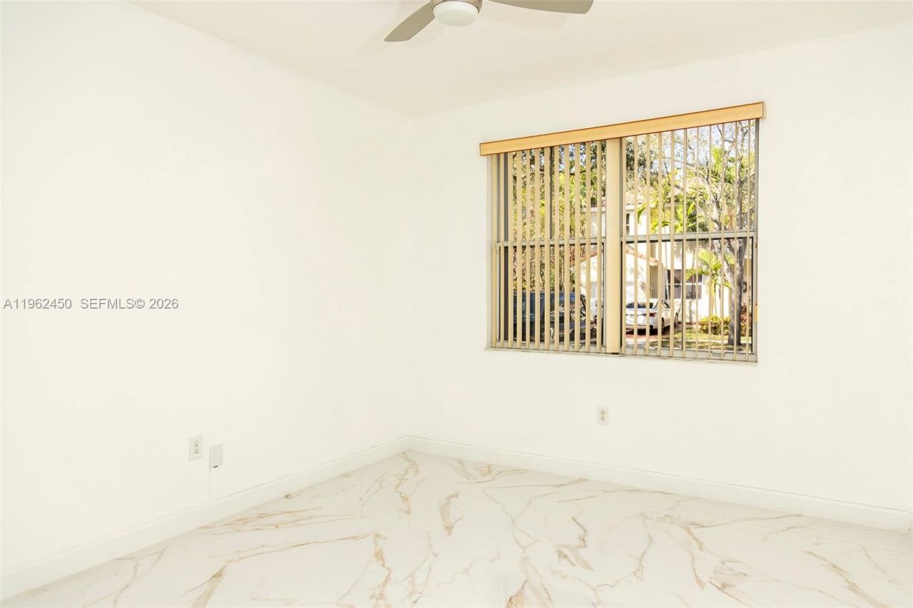 3433 SW 171st Ter, Unit 3433, Miramar, FL 33027 Photo