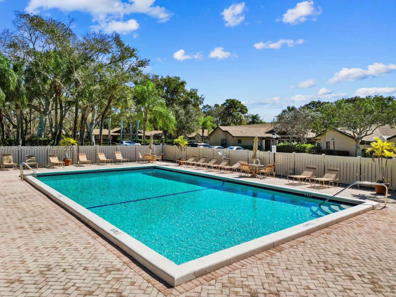 2621 N Carambola Cir N, Unit 1707, Coconut Creek, FL 33066 Photo