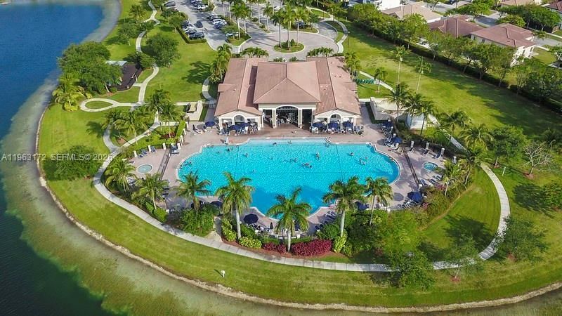 9353 SW 227th St, Unit 5-21, Cutler Bay, FL 33190 Photo