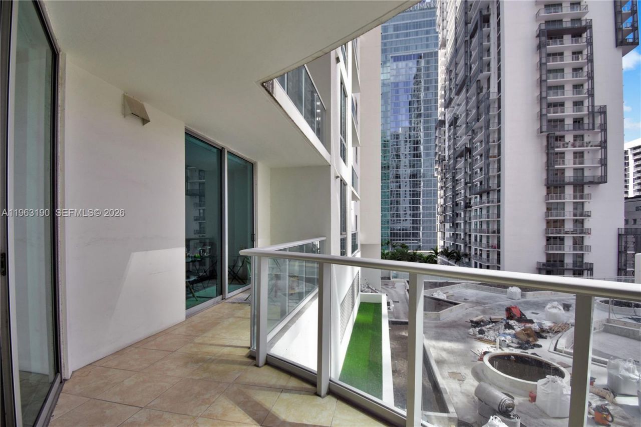 300 S Biscayne Blvd , Unit T-1405, Miami, FL 33131 Photo