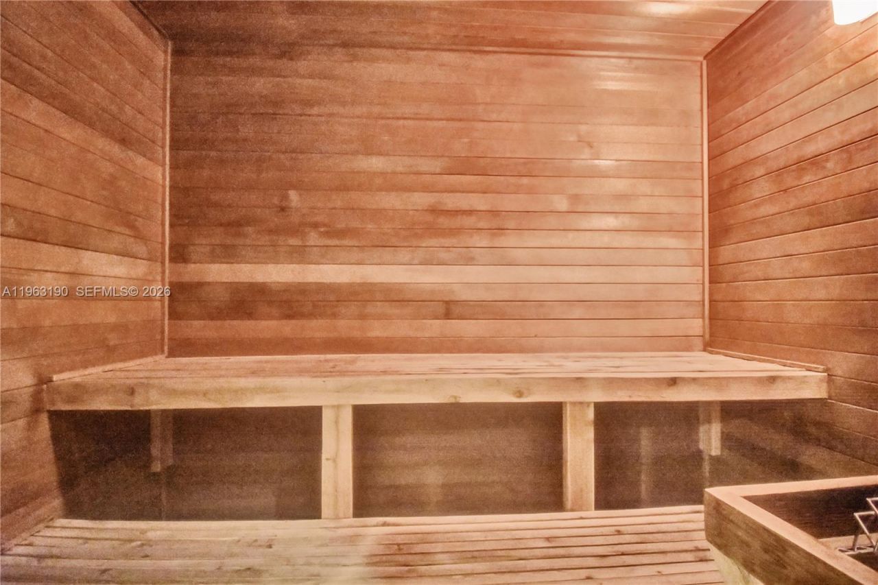 300 S Biscayne Blvd , Unit T-1405, Miami, FL 33131 Photo