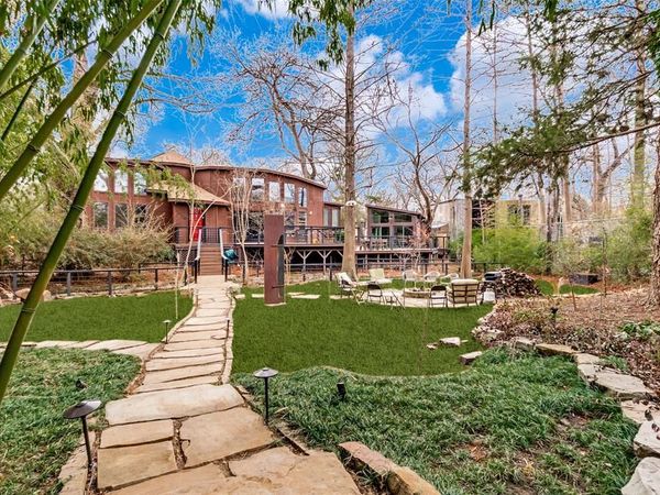 9026 San Leandro Drive, Dallas, TX 75218