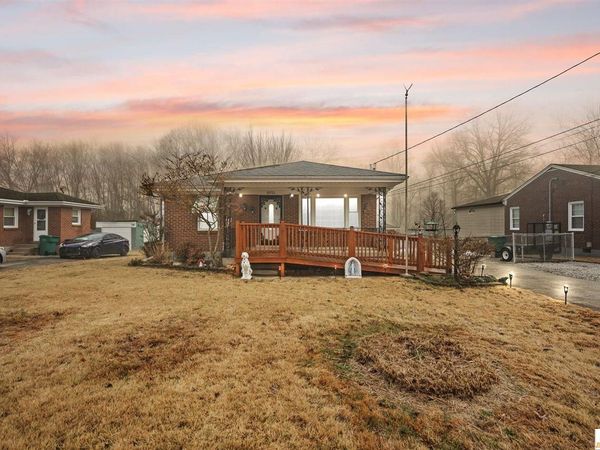 10711 Alberta Drive, Fairdale, KY 40118