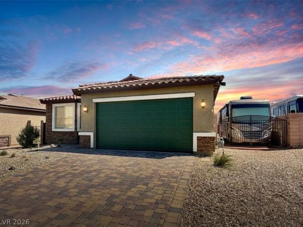 2081 Hunt Woods Court, Laughlin, NV 89029