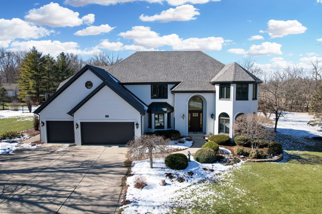 51 Crestview Drive, Oswego, IL 60543 Main Photo