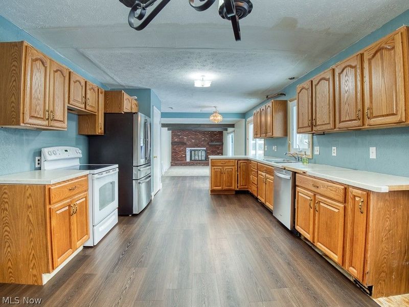 32625 Surrey Lane, Avon Lake, OH 44012 Photo 9
