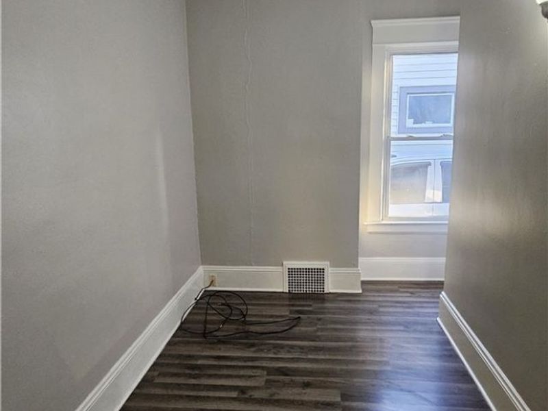 3850 W 17th Street, Cleveland, OH 44109 Photo 16