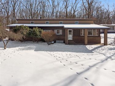 2184 Whites Hill Road, Greensburg, PA 15601